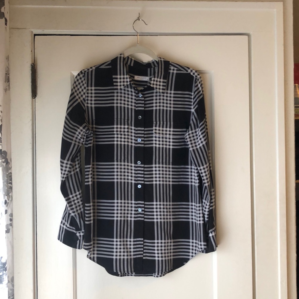 Equipment Button Down